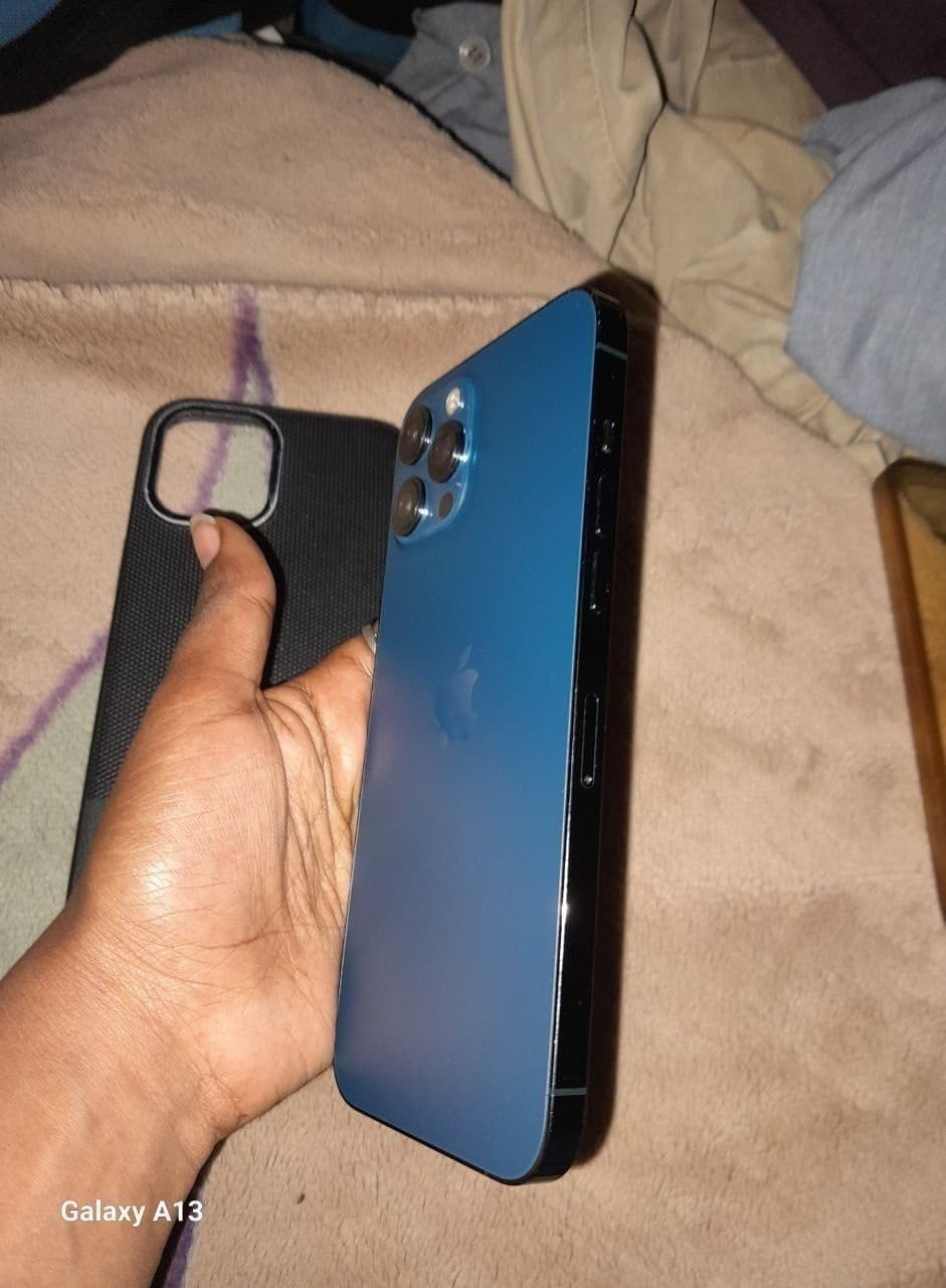 iPhone 12