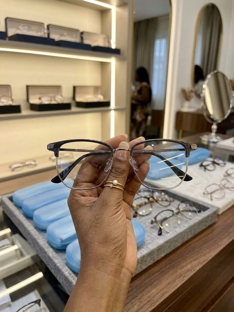 Eyeglasses