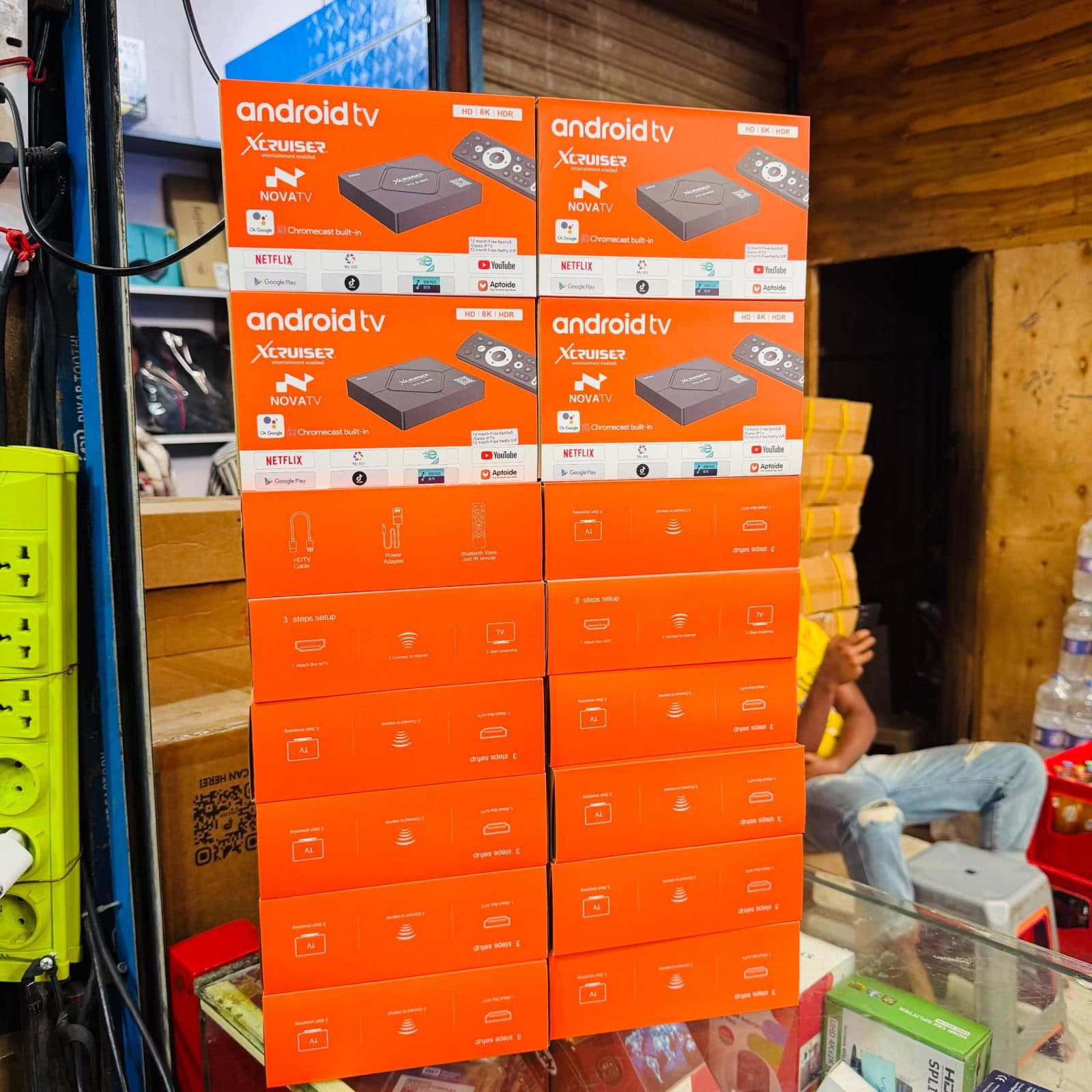 XCRUISER V12 TV BOX