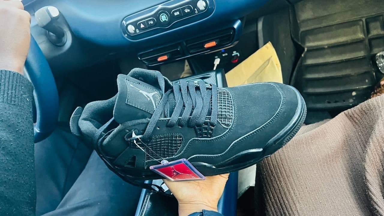 Jordan 4