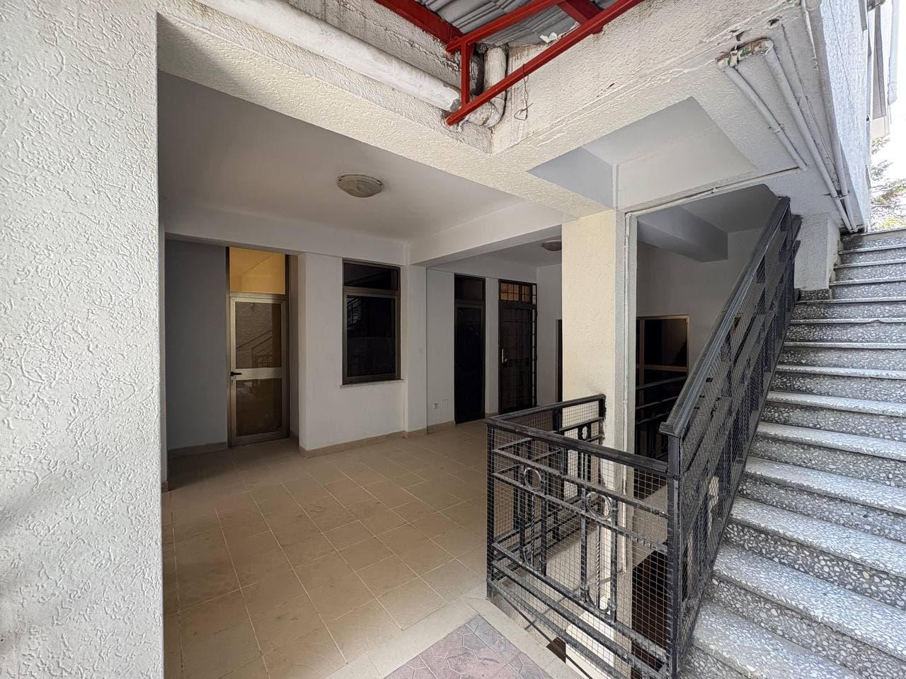 House for rent for Office or Residence near Vatican Embassy, behind Mekaneyesus Church.