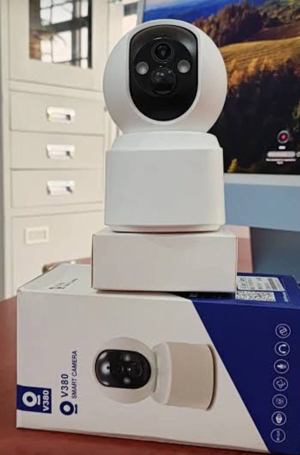 V380 4G BATTERY Powered 🔋 camera